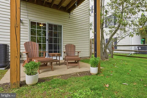 $479,900 | 121 Pumpkin Patch Lane, Hockessin, DE 19707
