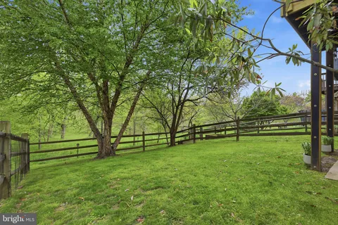 $479,900 | 121 Pumpkin Patch Lane, Hockessin, DE 19707