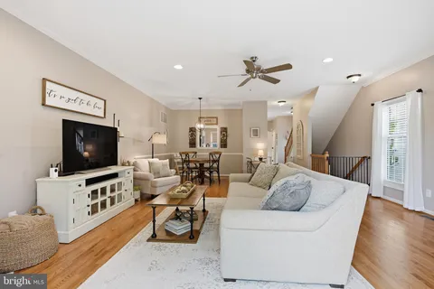 $479,900 | 121 Pumpkin Patch Lane, Hockessin, DE 19707