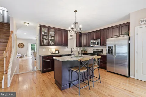 $479,900 | 121 Pumpkin Patch Lane, Hockessin, DE 19707