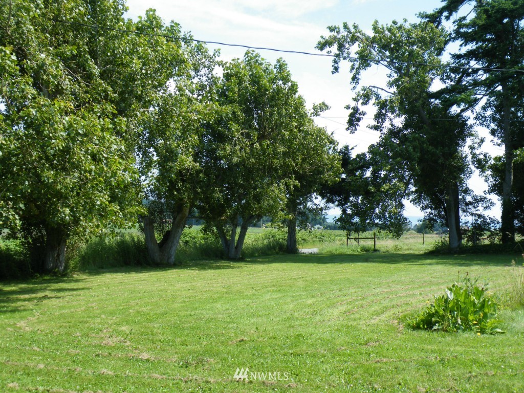 492 Fort Casey Road Coupeville, WA 98239 - Photo 4 of 15 Gallery Image 4