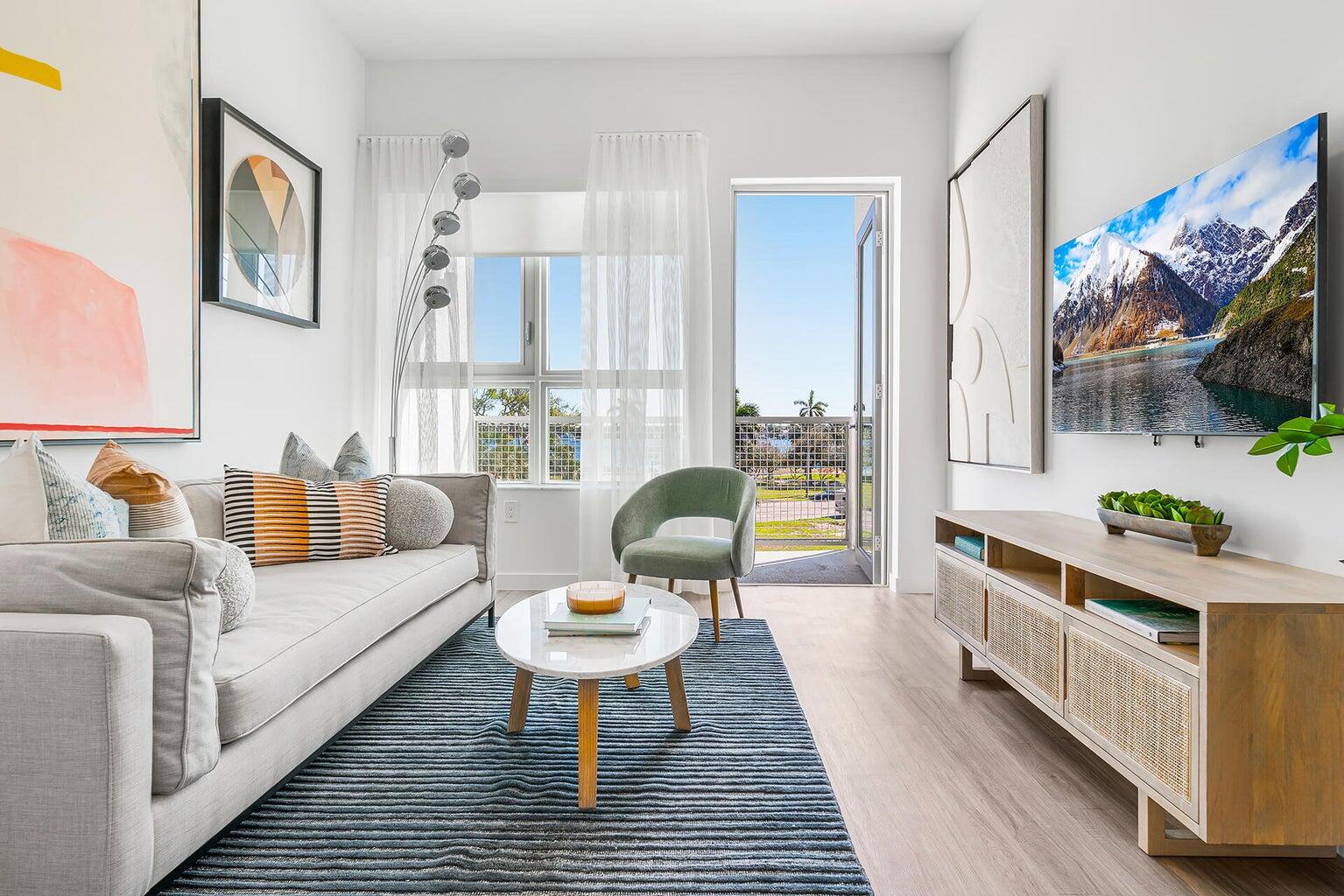 2121 Broward Avenue, Unit 303 West Palm Beach, FL 33407 - Photo 8 of 9 PW PB Liv