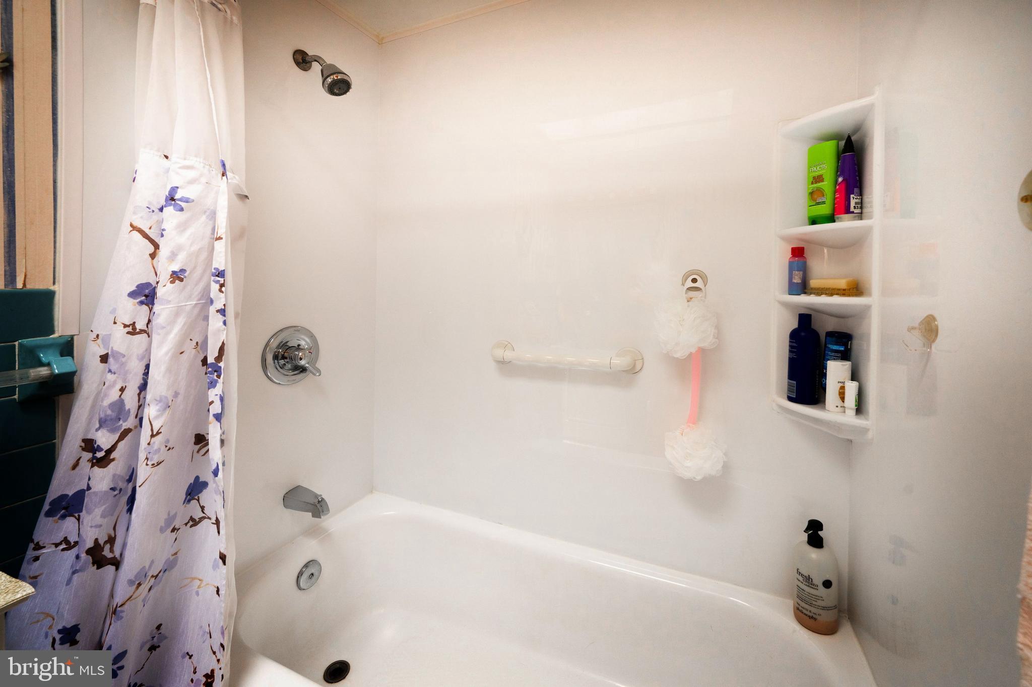 11706 Telfair Road Philadelphia, PA 19154 - Photo 23 of 37 Full Bath