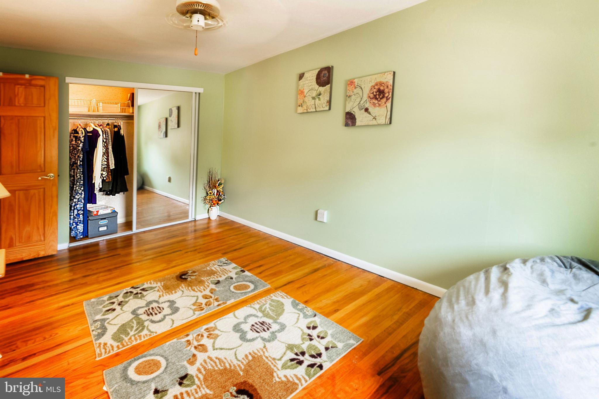 11706 Telfair Road Philadelphia, PA 19154 - Photo 29 of 37 3rd Bedroom