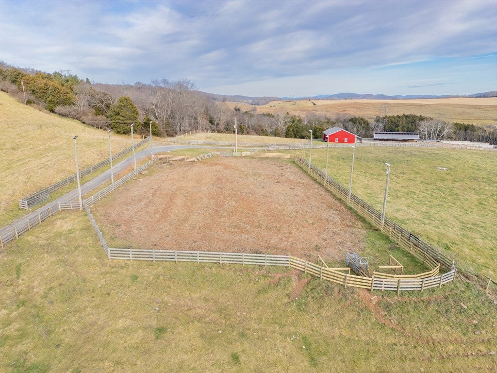 1914 Rickey Road Max Meadows, VA 24360 - Photo 10 of 100 Gallery Image 10