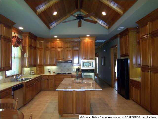 17737 British Lane Baton Rouge, LA 70810 - Photo 6 of 12