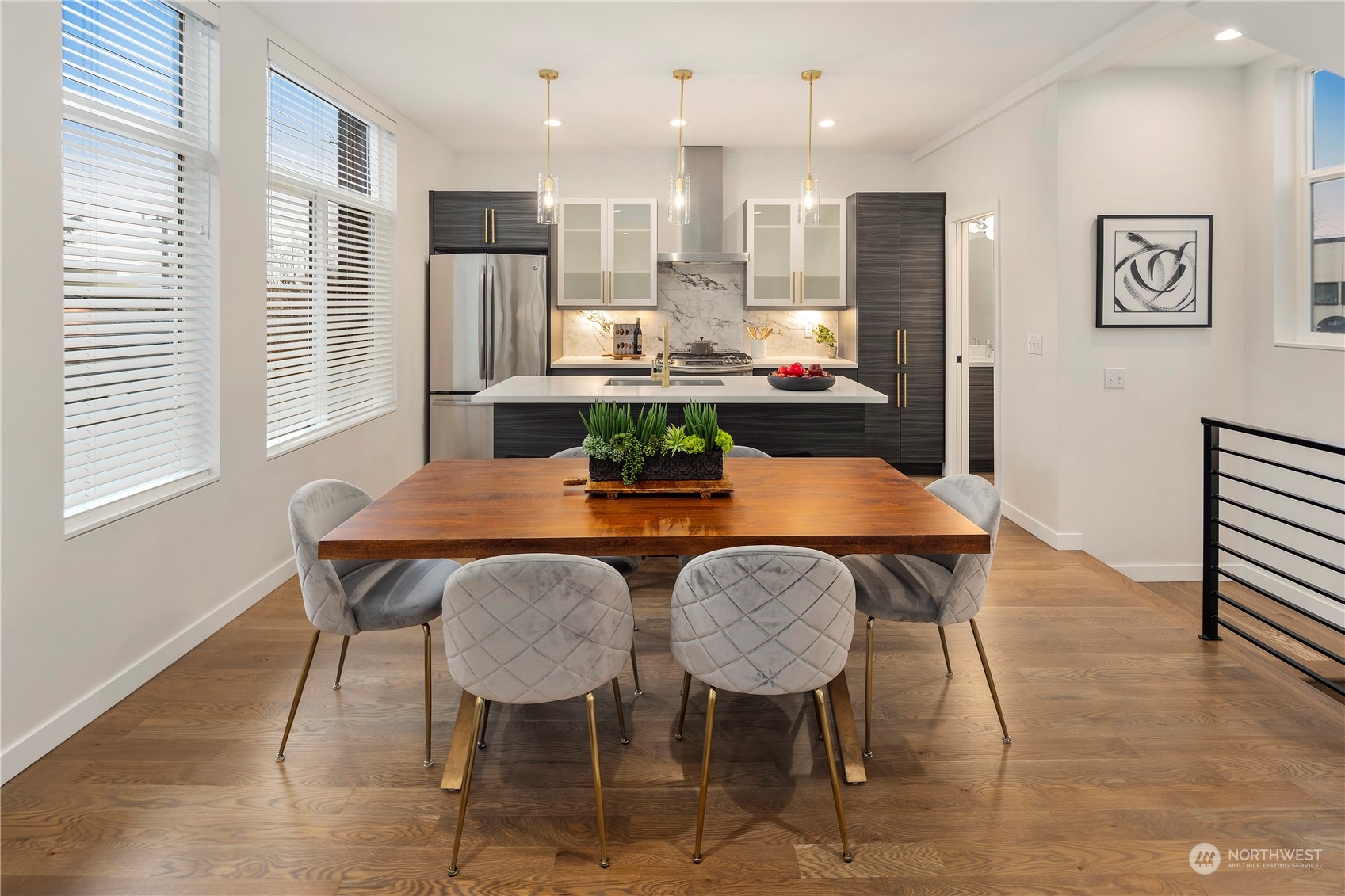 912 West Howe Street Seattle, WA 98119 - Photo 13 of 36 Gallery Image 13