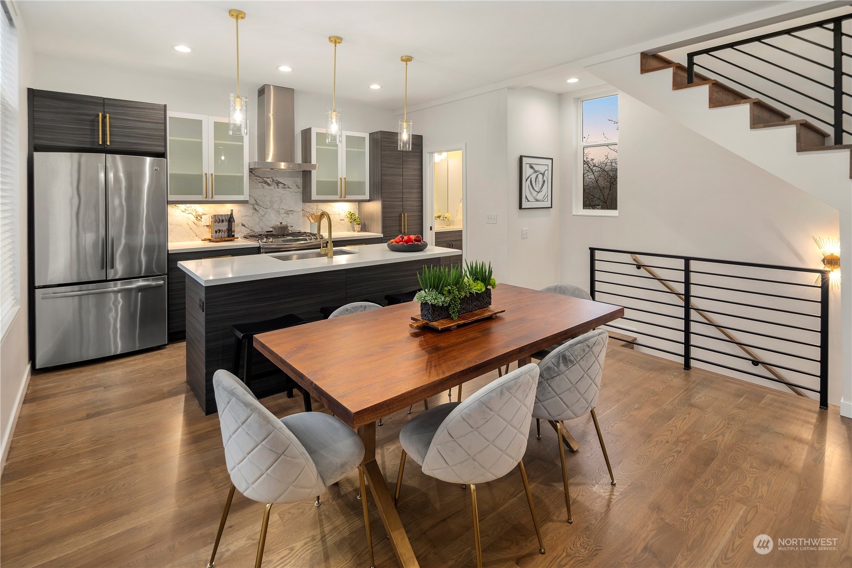 912 West Howe Street Seattle, WA 98119 - Photo 14 of 36 Gallery Image 14