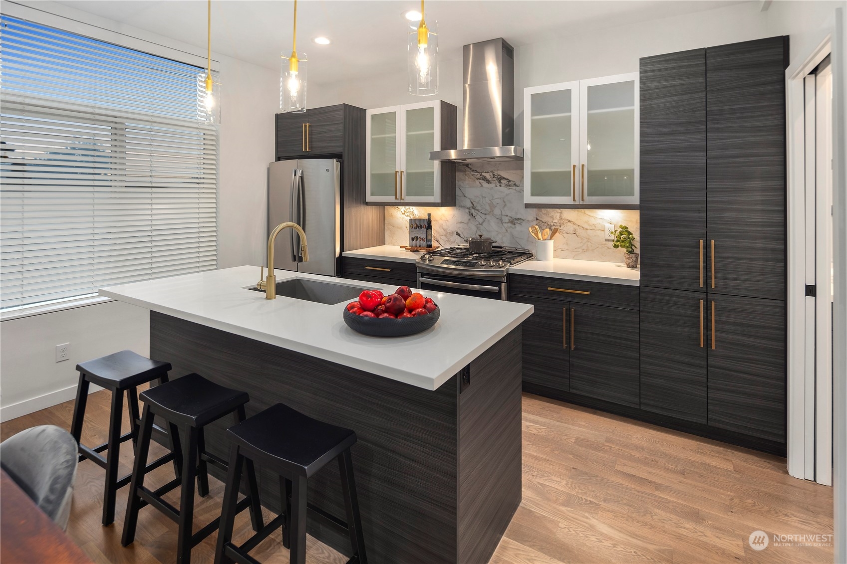 912 West Howe Street Seattle, WA 98119 - Photo 21 of 36 Gallery Image 21