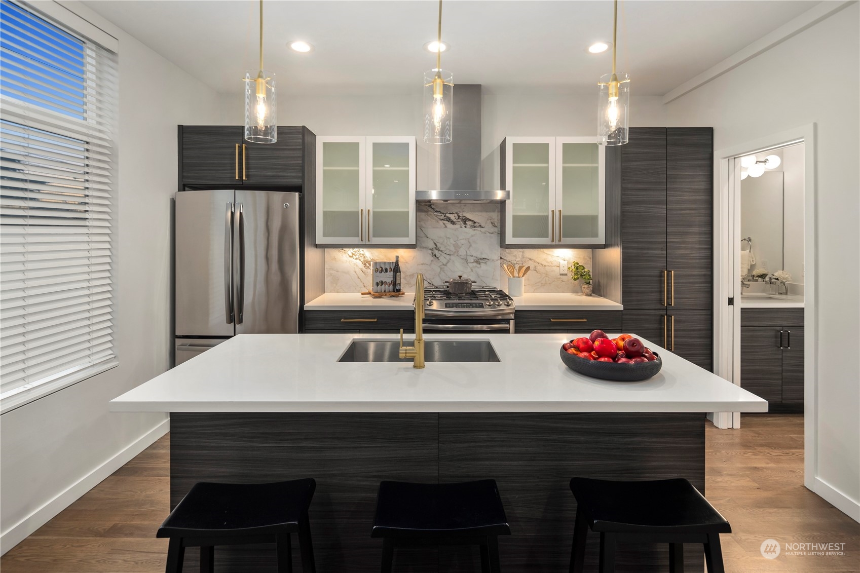 912 West Howe Street Seattle, WA 98119 - Photo 22 of 36 Gallery Image 22