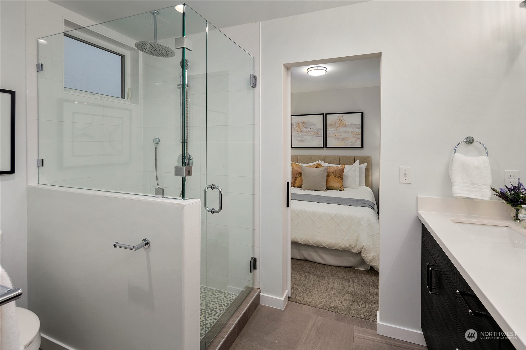 912 West Howe Street Seattle, WA 98119 - Photo 30 of 36 Gallery Image 30