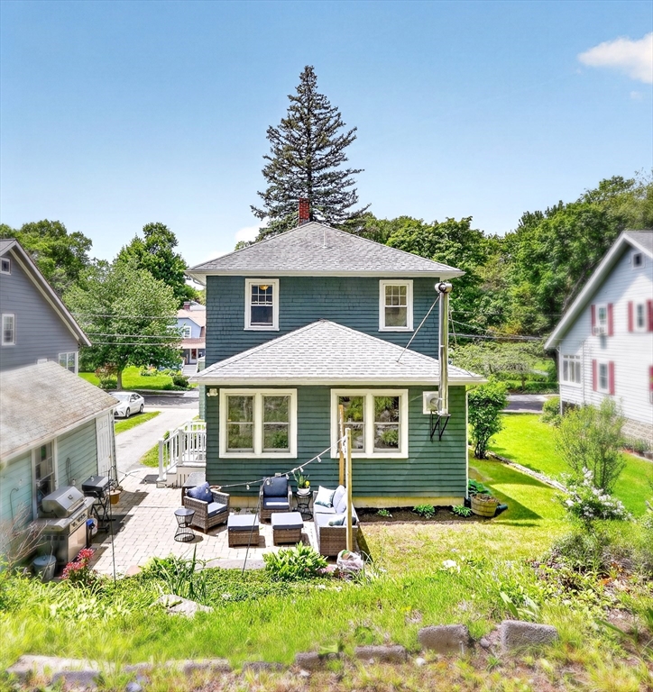 45 Maple Road Melrose, MA 02176 - Photo 35 of 38