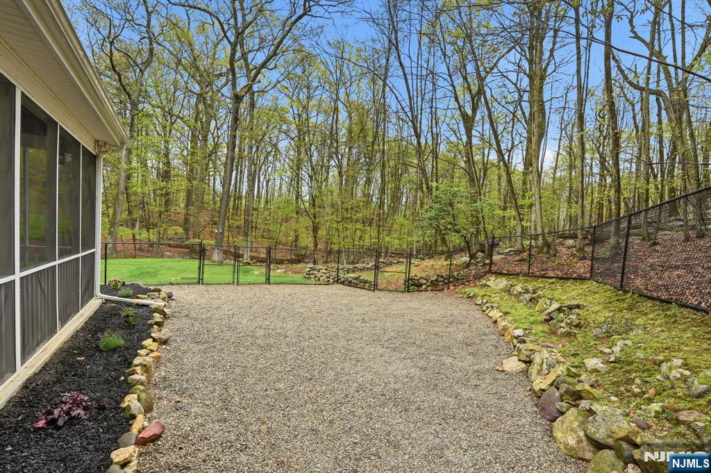 219 Snake Den Road Wanaque, NJ 07465 - Photo 41 of 50
