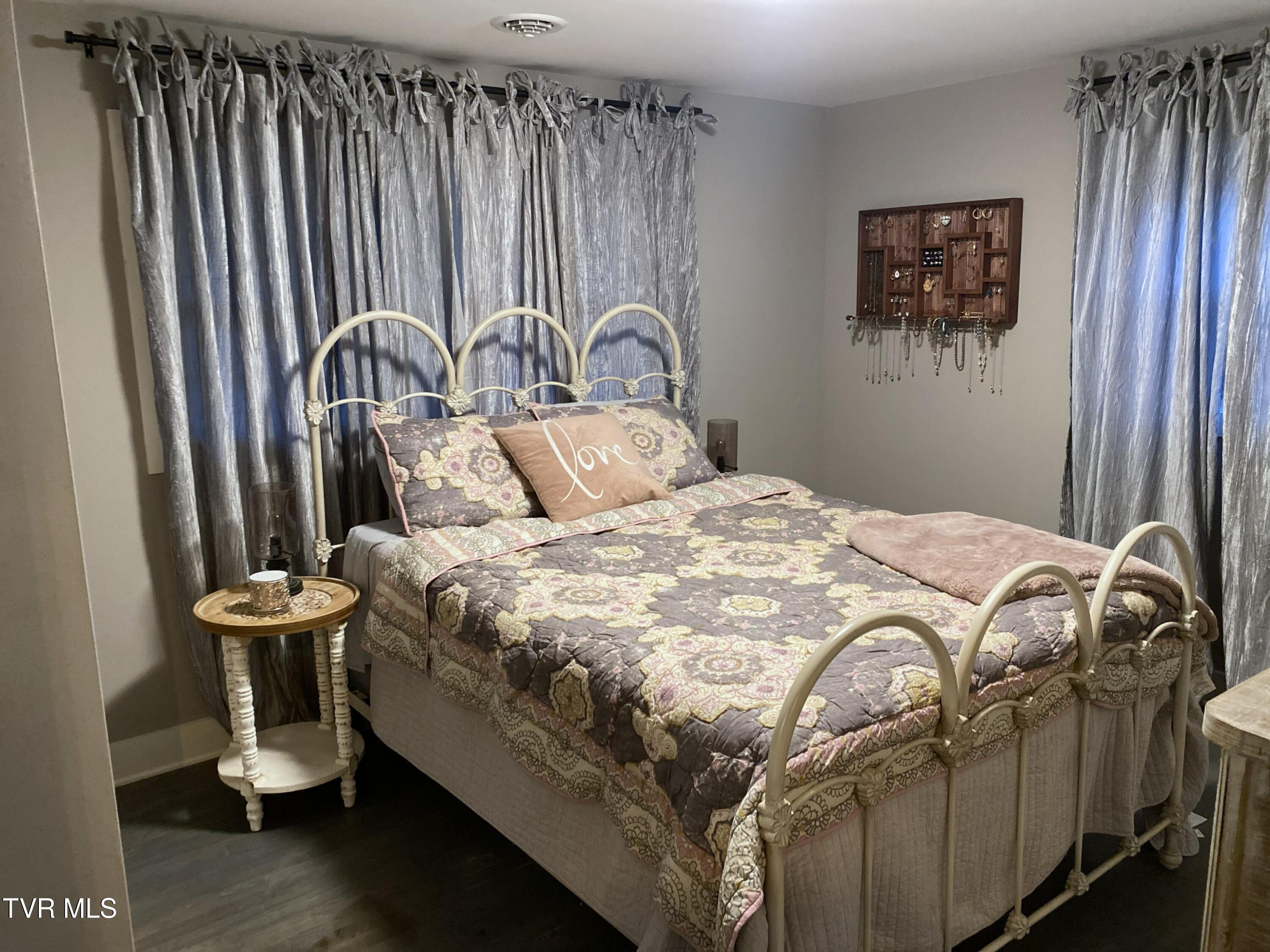 539 Rambling Road Kingsport, TN 37663 - Photo 19 of 22 IMG_3662