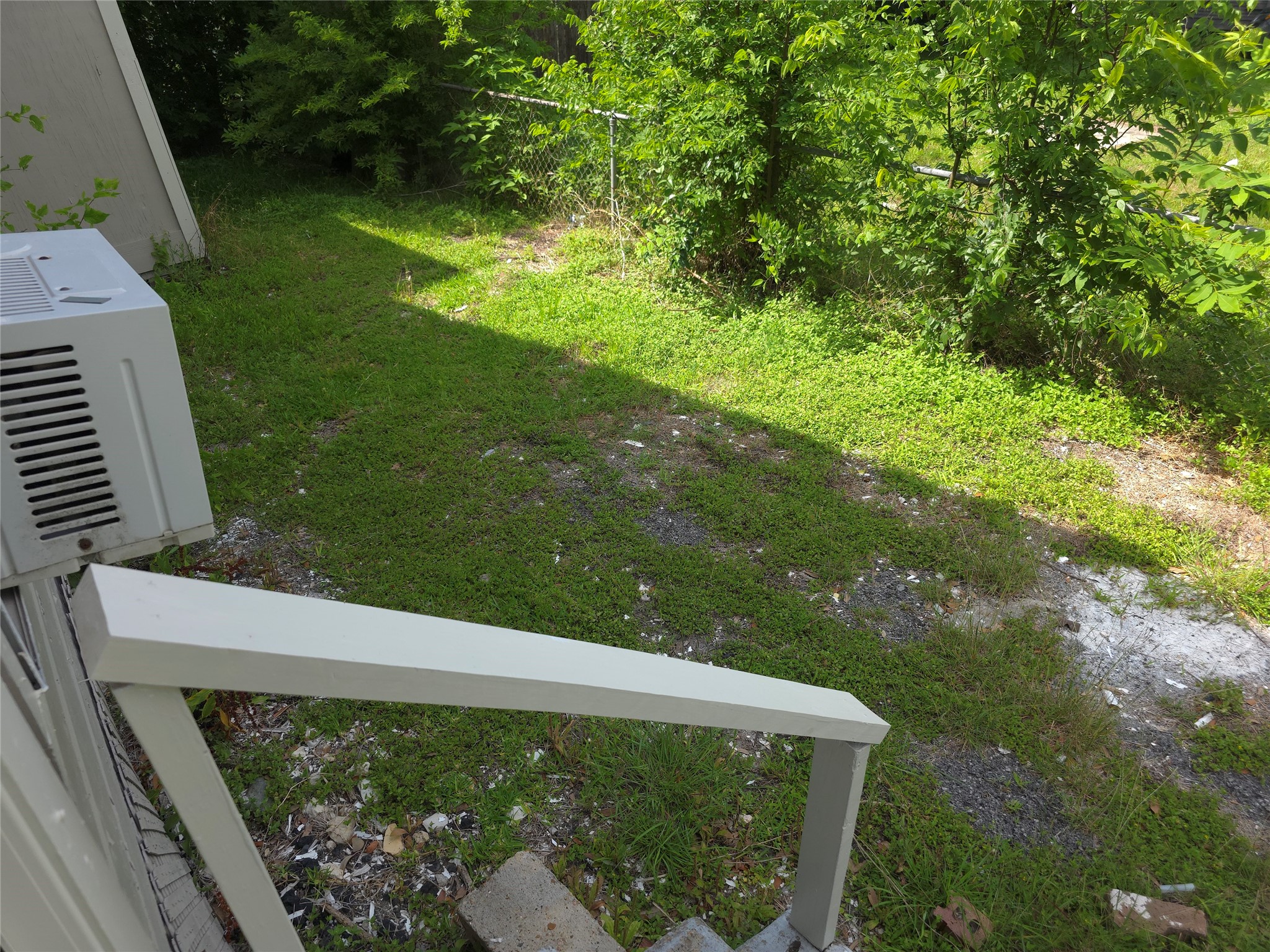 2204 Highway 3 Dickinson, TX 77539 - Photo 25 of 29 a view of a yard from a balcony