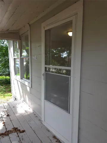 $1,350 | 2204 Highway 3, Dickinson, TX 77539