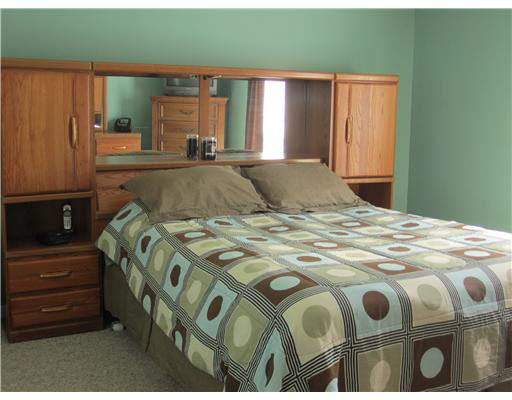 12611 Anderson Road Granger, IN 46530 - Photo 7 of 9 Gallery Image 7