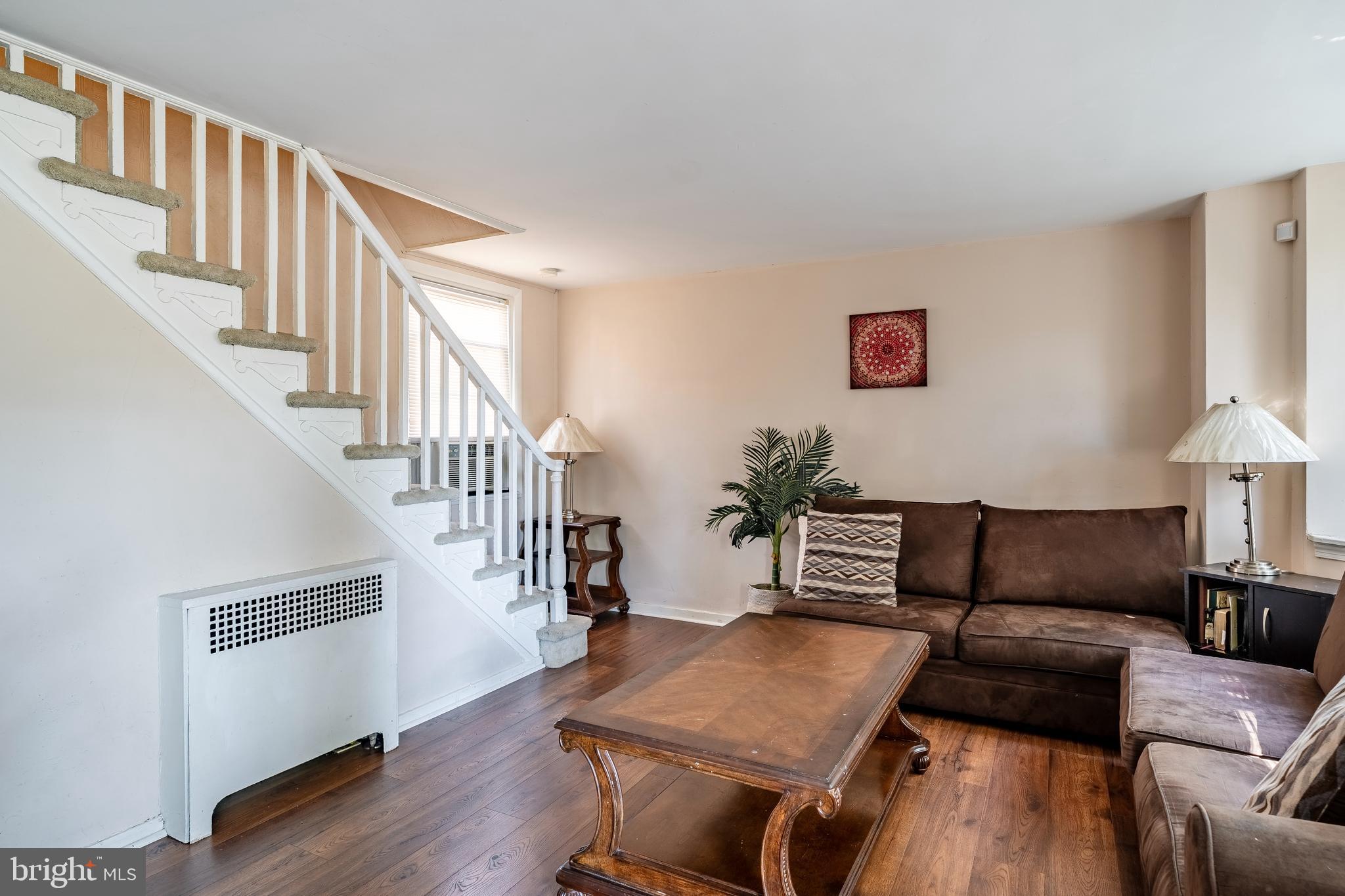 326 Richfield Road Upper Darby, PA 19082 - Photo 3 of 17