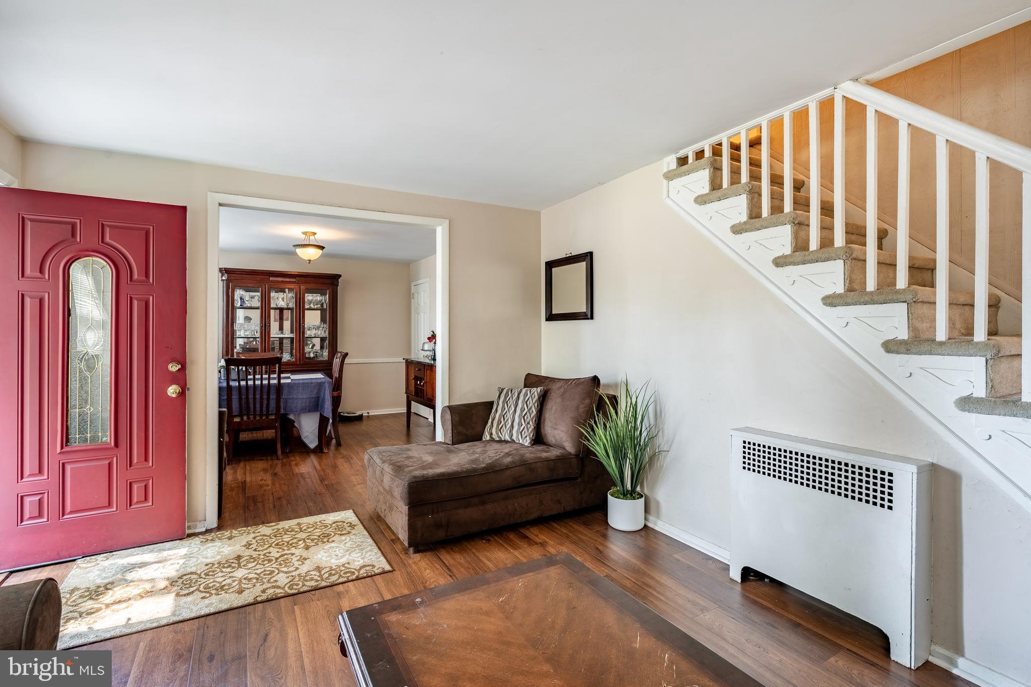 326 Richfield Road Upper Darby, PA 19082 - Photo 4 of 17