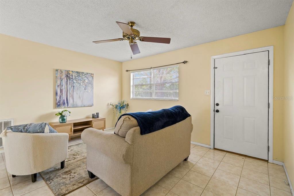 13002 Oneida Street Spring Hill, FL 34609 - Photo 12 of 36