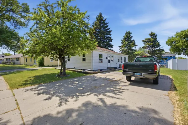 $235,900 | 1837-1839 7th Avenue South, Fargo, ND 58103