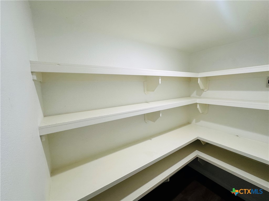 159 Prairie Street Vanderbilt, TX 77957 - Photo 8 of 26