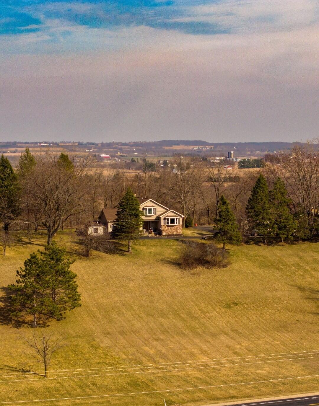N5506 County Road East Iron Ridge, WI 53035 - Photo 52 of 61 Screenshot_20260618_152209_Messages