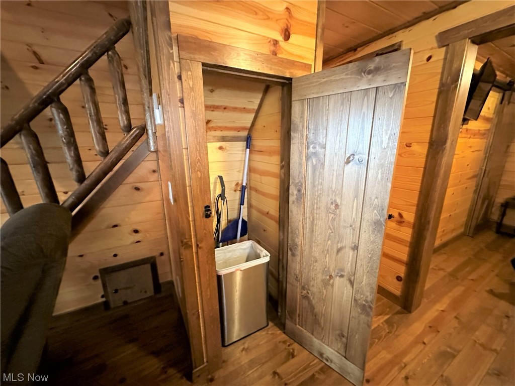 5919 Lake Road West, Unit 8 Ashtabula, OH 44004 - Photo 27 of 35 Closet by kitchen