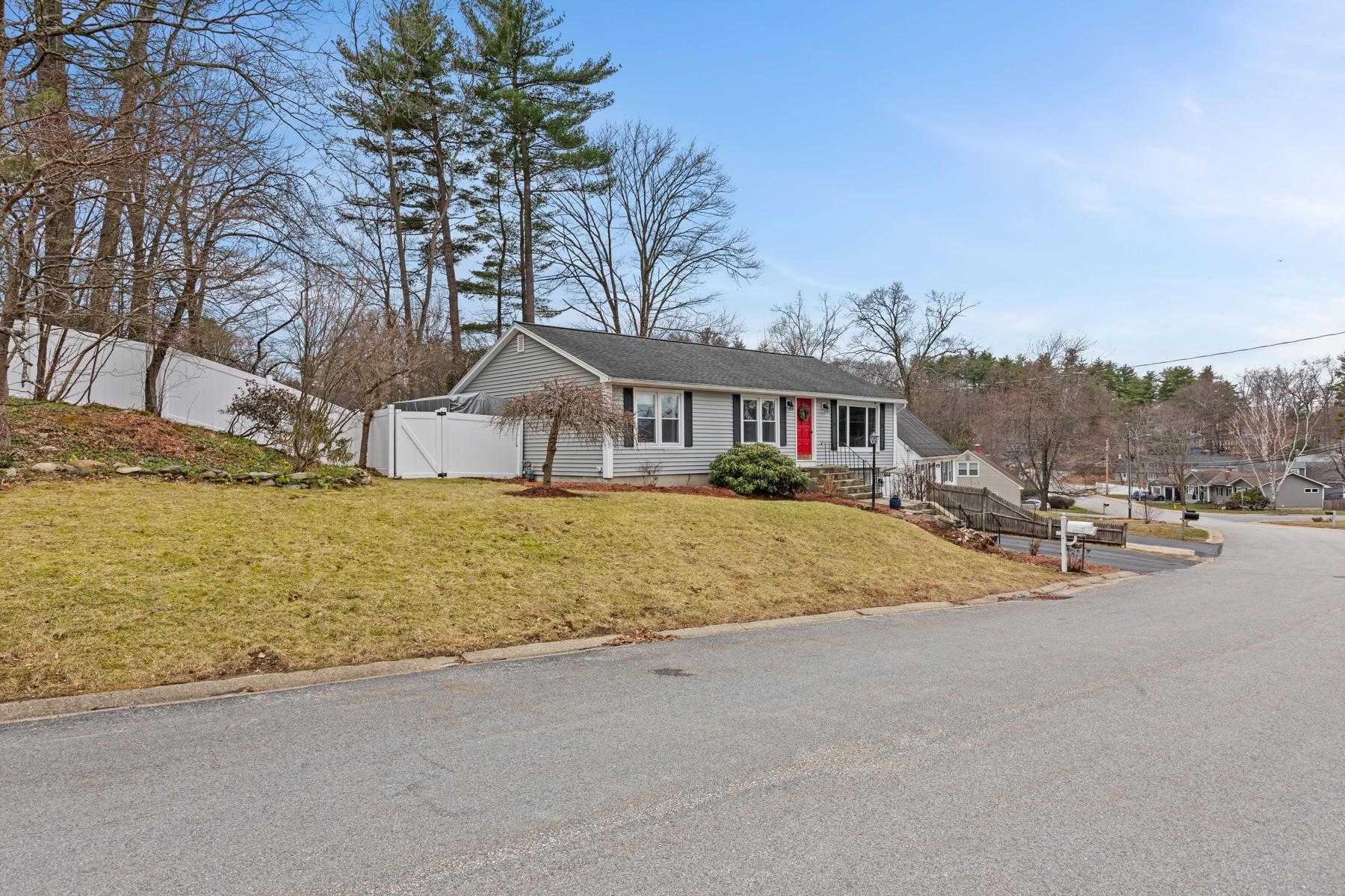 63 Robinhood Road Nashua, NH 03062 - Photo 35 of 35