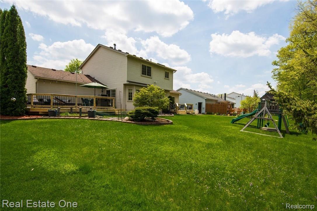 45866 Cider Mill Road Novi, MI 48374 - Photo 40 of 44 45866 Cider Mill 40.jpg