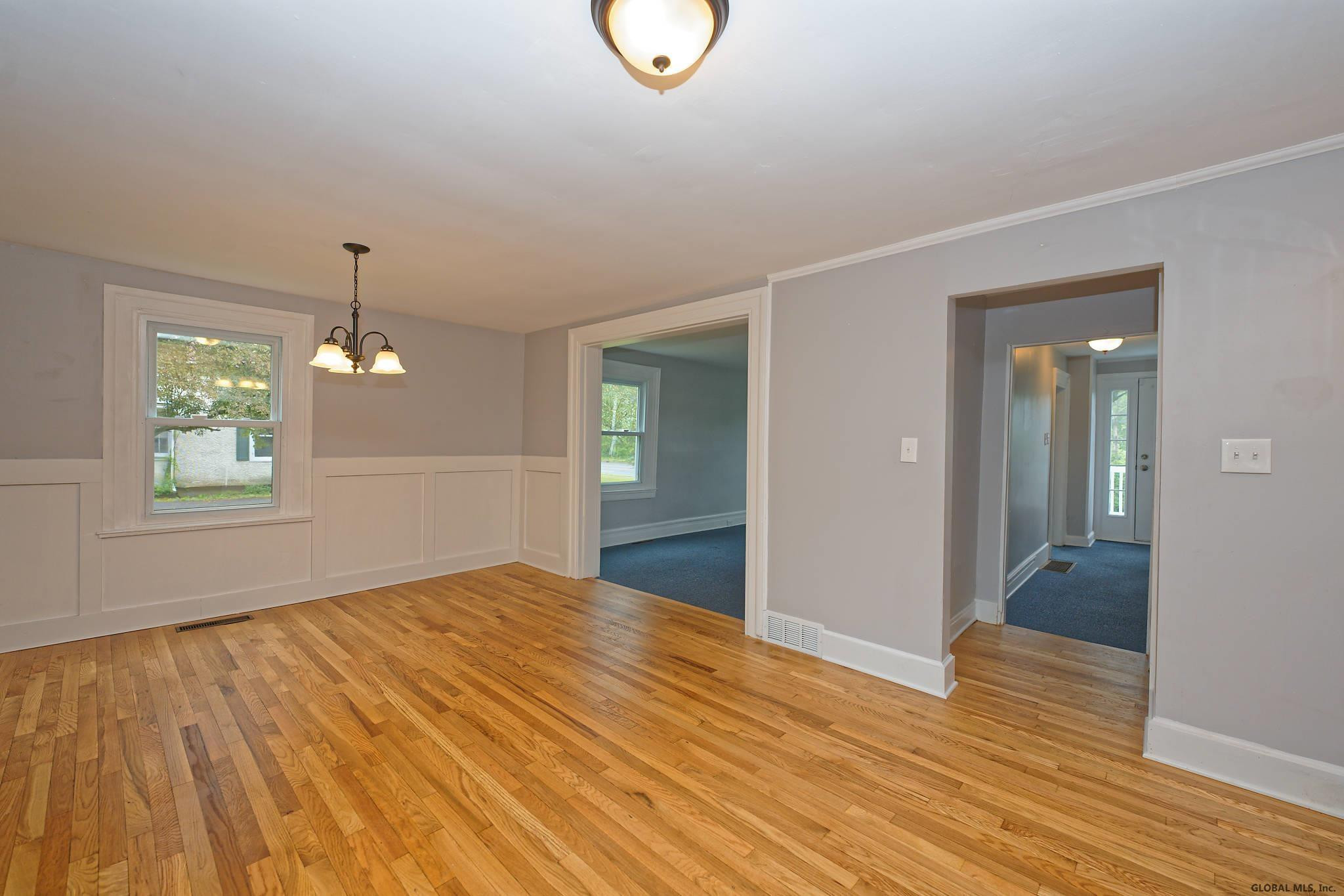 2836 Troy Schenectady Road Niskayuna, NY 12309 - Photo 17 of 42 Photo 18