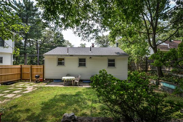 32 Grove Road Natick, MA 01760 - Photo 12 of 13 Gallery Image 12
