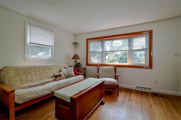 32 Grove Road Natick, MA 01760 - Photo 3 of 13 Gallery Image 3