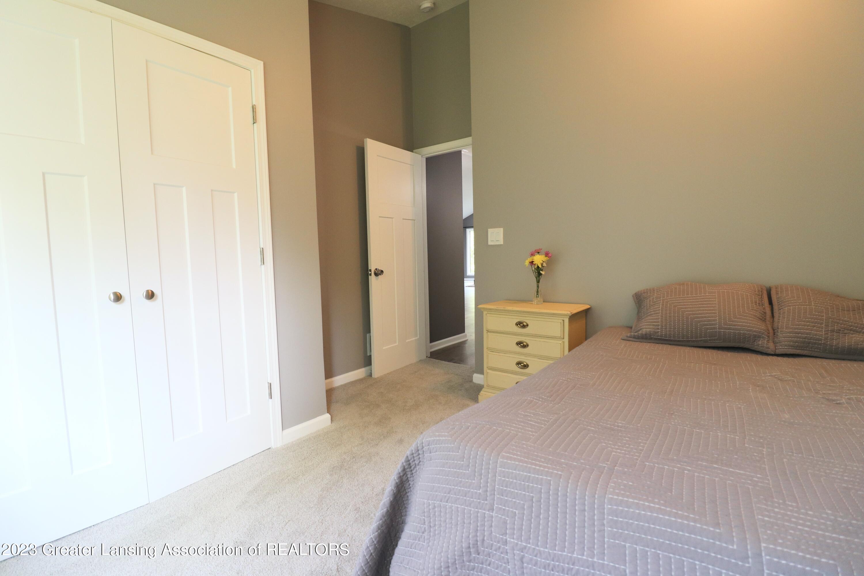 2324 Raby Road East Lansing, MI 48823 - Photo 25 of 34 2B65BA32-2984-4DF8-9DA7-7061A2264DAB_1_2