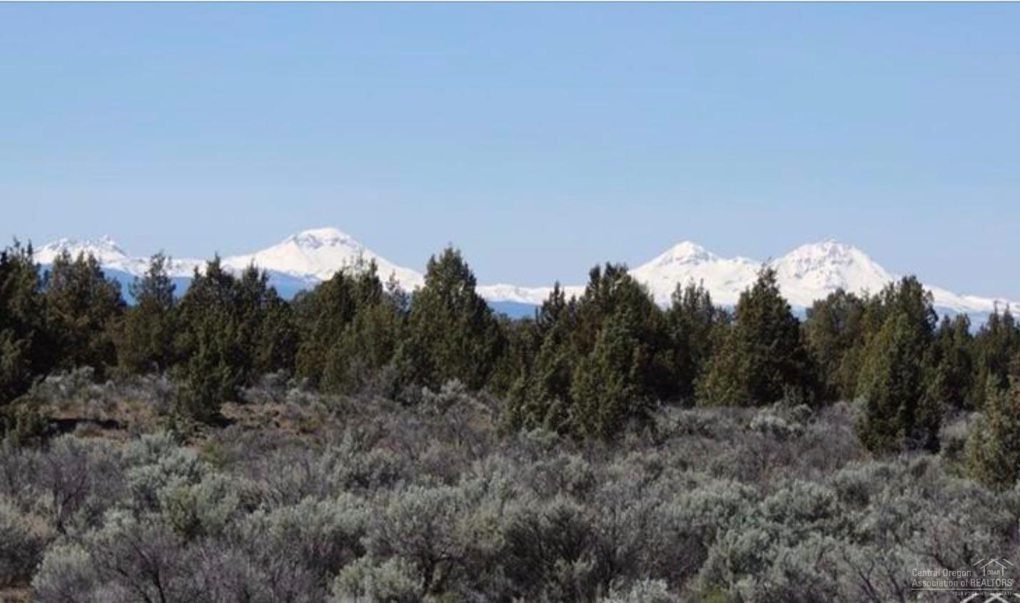 16505 Southwest Alfalfa Road Powell Butte, OR 97753 - Photo 4 of 25 Cascade Mountain range easy to see from