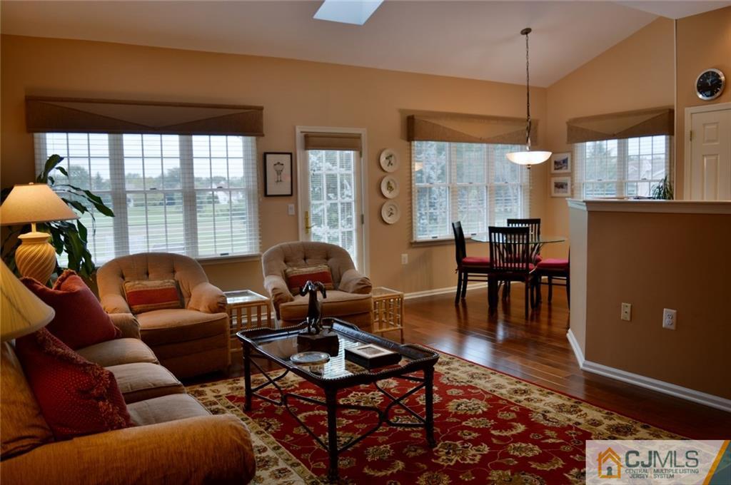 34 Chichester Road Monroe Township, NJ 08831 - Photo 9 of 18 Gallery Image 9