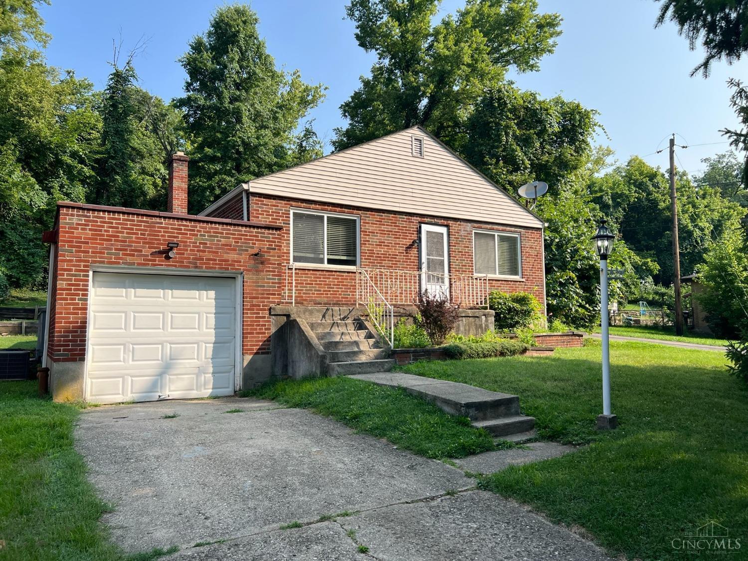 5530 Rapid Run Road Cincinnati, OH 45238 - Photo 1 of 4