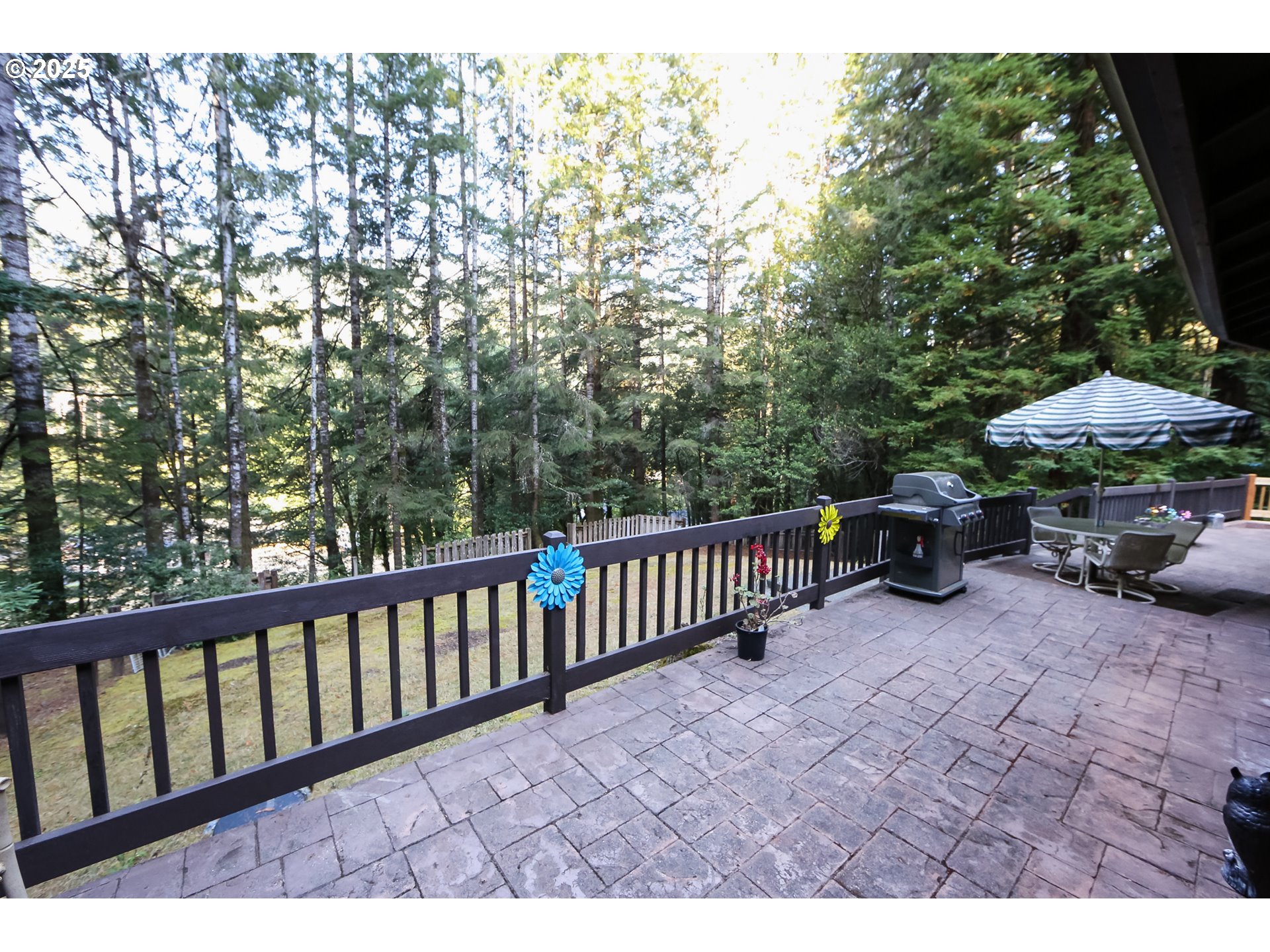 1107 Winchuck River Road Brookings, OR 97415 - Photo 19 of 30 Deck