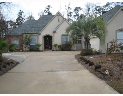 1060 Rue Chinon Mandeville, LA 70471 - Photo 1 of 8 Gallery Image 1