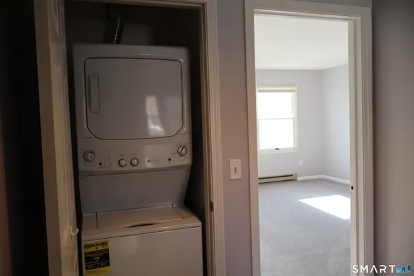 $3,200 | 15 Boughton Street, Unit 4, Danbury, CT 06810