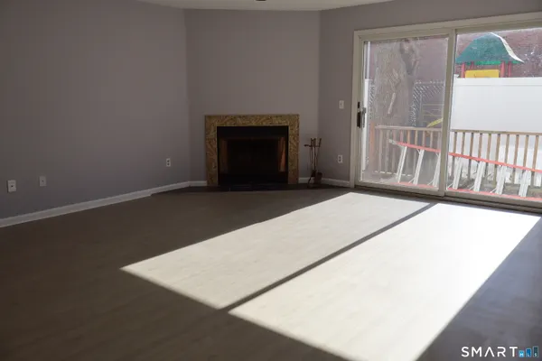 $3,200 | 15 Boughton Street, Unit 4, Danbury, CT 06810