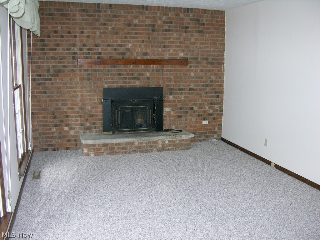 1822 Kings Rdg Road St. Marys, WV 26170 - Photo 5 of 16 Living Room