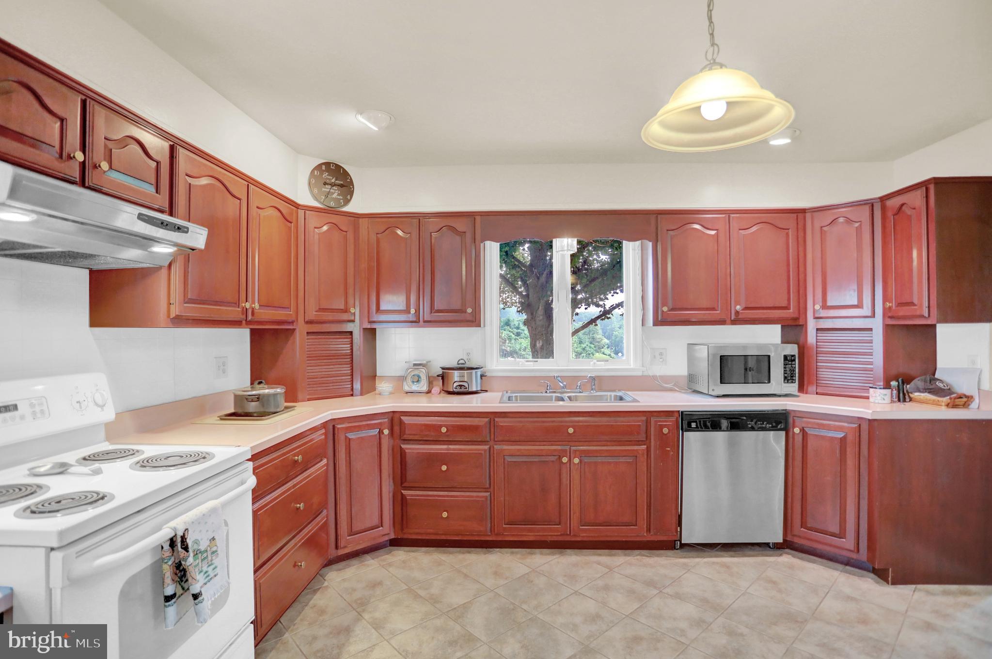 979 Old Ferry Road Millerstown, PA 17062 - Photo 14 of 51 Gallery Image 14