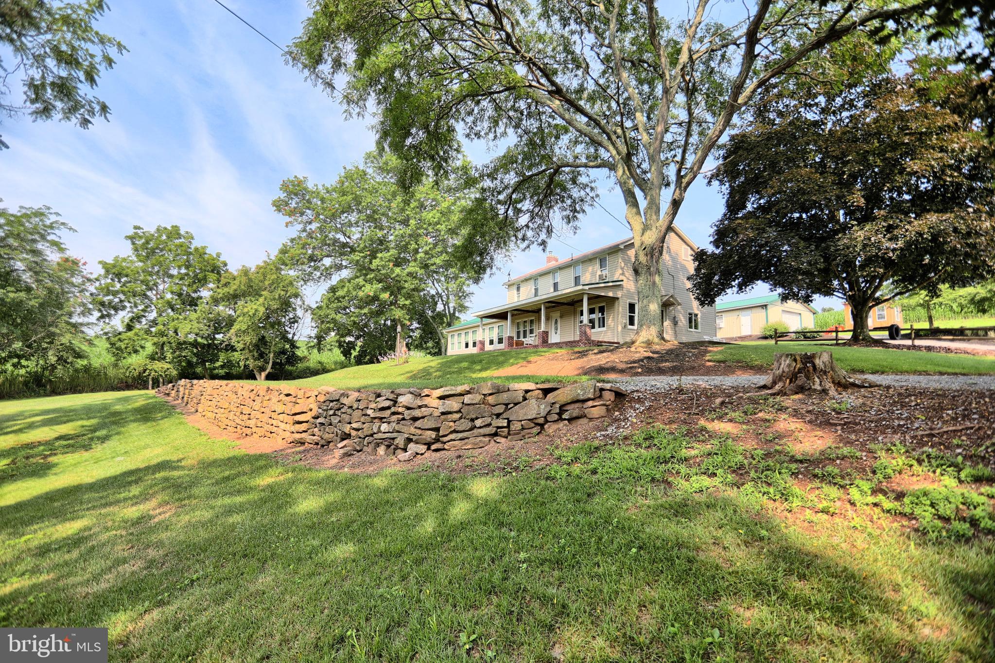979 Old Ferry Road Millerstown, PA 17062 - Photo 4 of 51 Gallery Image 4
