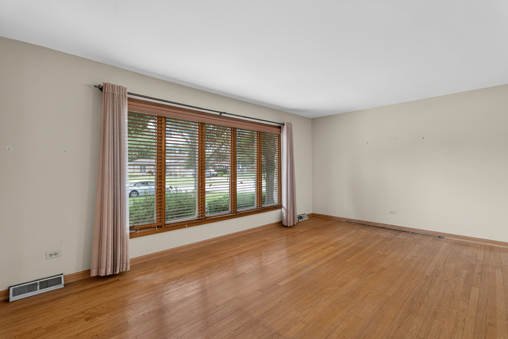 7305 Summit Road Darien, IL 60561 - Photo 19 of 47