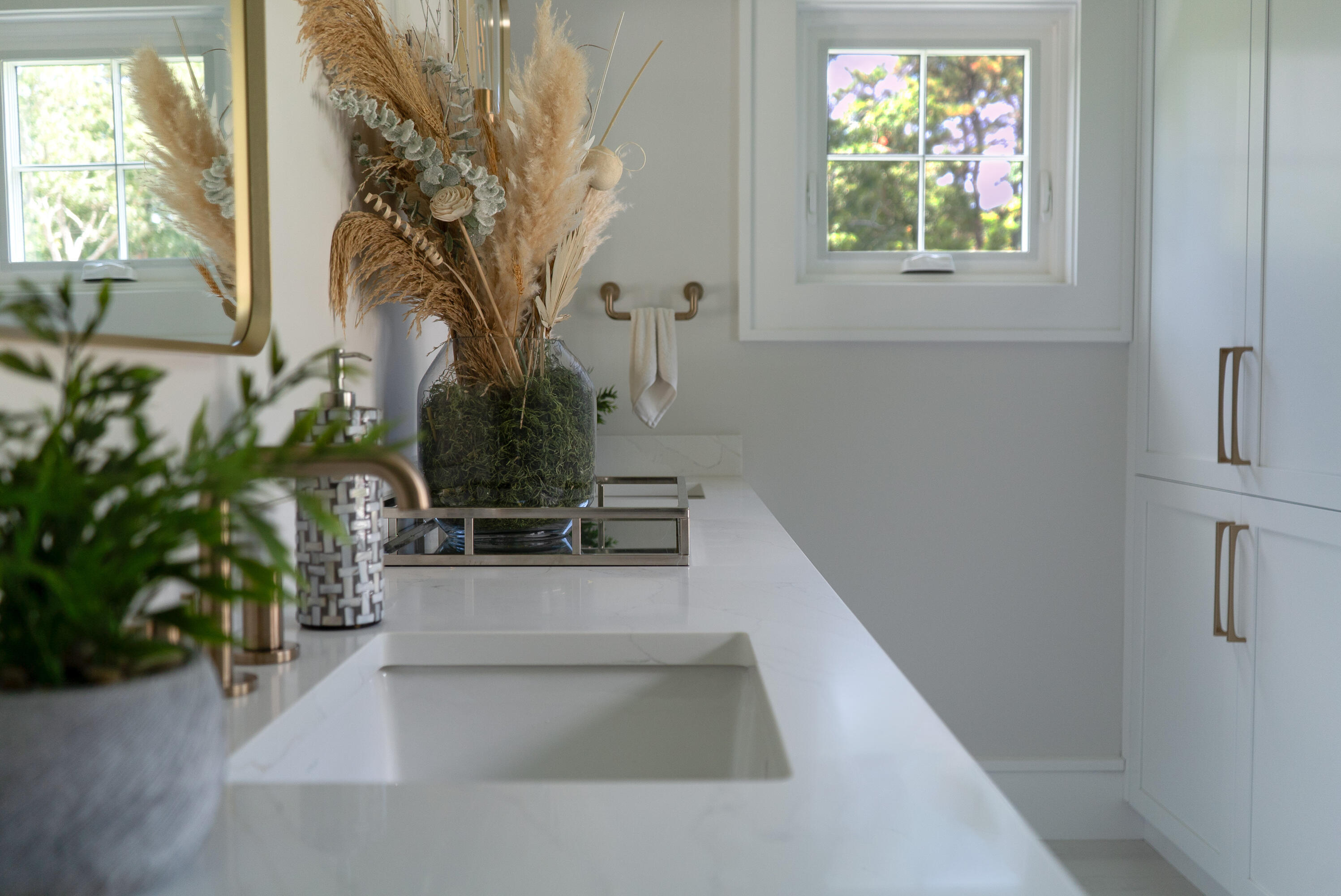 171 Searsville Road South Dennis, MA 02660 - Photo 47 of 100 First Floor Suite Bath