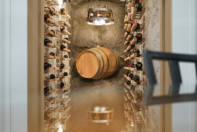 $3,500,000 | 171 Searsville Road, South Dennis, MA 02660