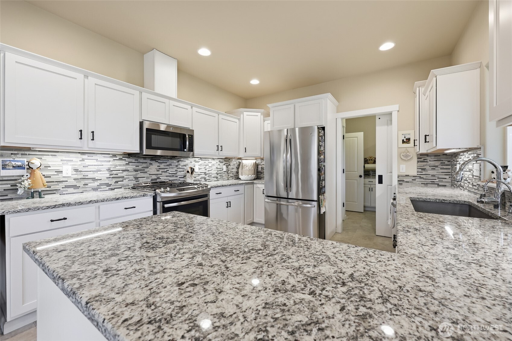 9235 180th Lane Southwest Rochester, WA 98579 - Photo 17 of 38