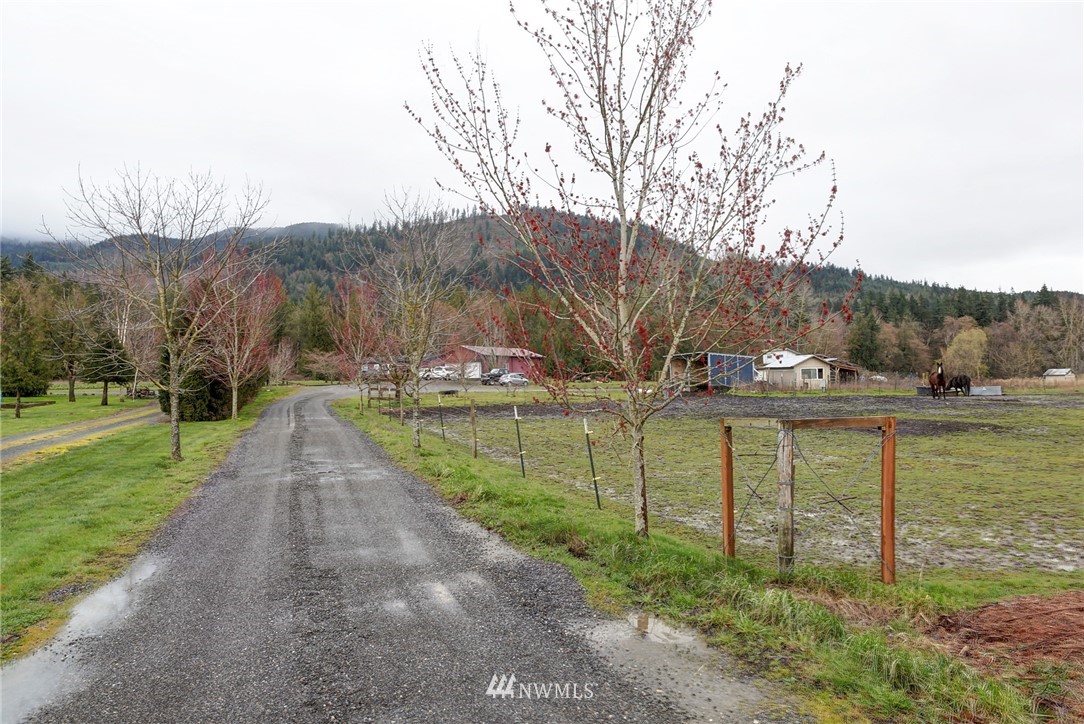 6632 Siper Road Everson, WA 98247 - Photo 4 of 25