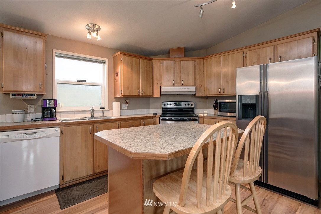 6632 Siper Road Everson, WA 98247 - Photo 8 of 25